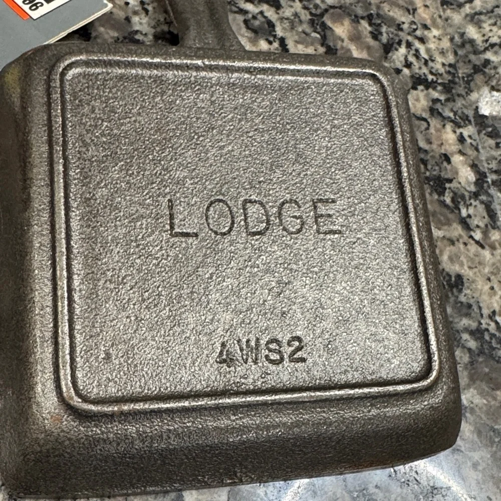 Lodge Square Cast Iron Mini Skillets lot of 6